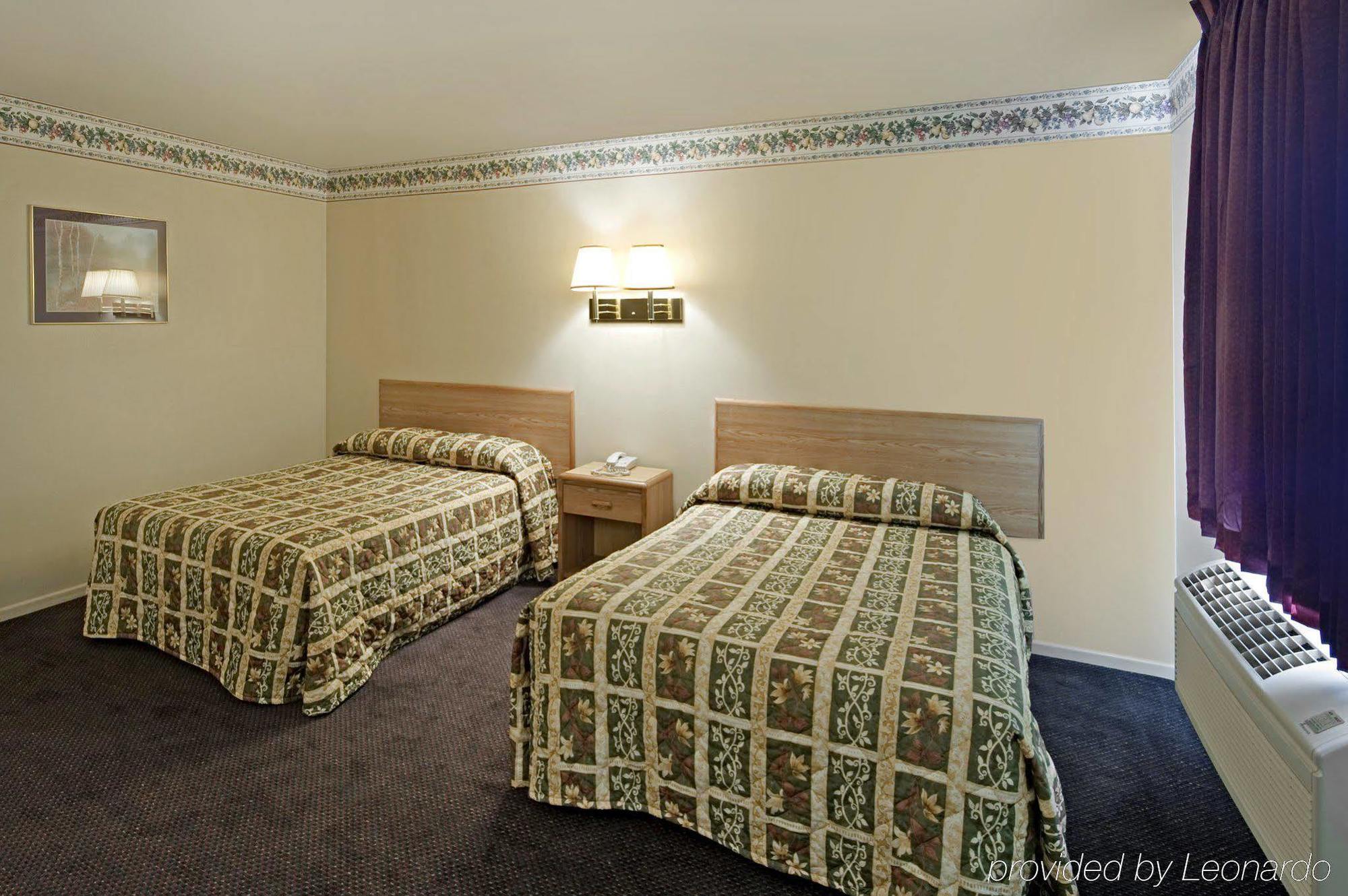 Americas Best Value Inn 麦金尼 客房 照片